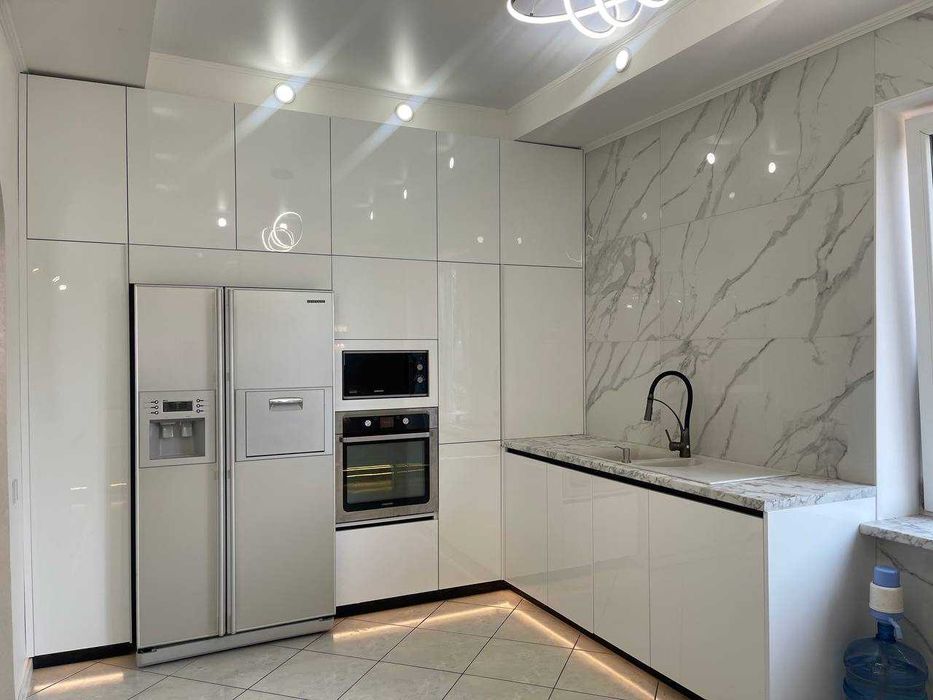 Сучасний будинок з купою переваг для щасливого життя вашої родини