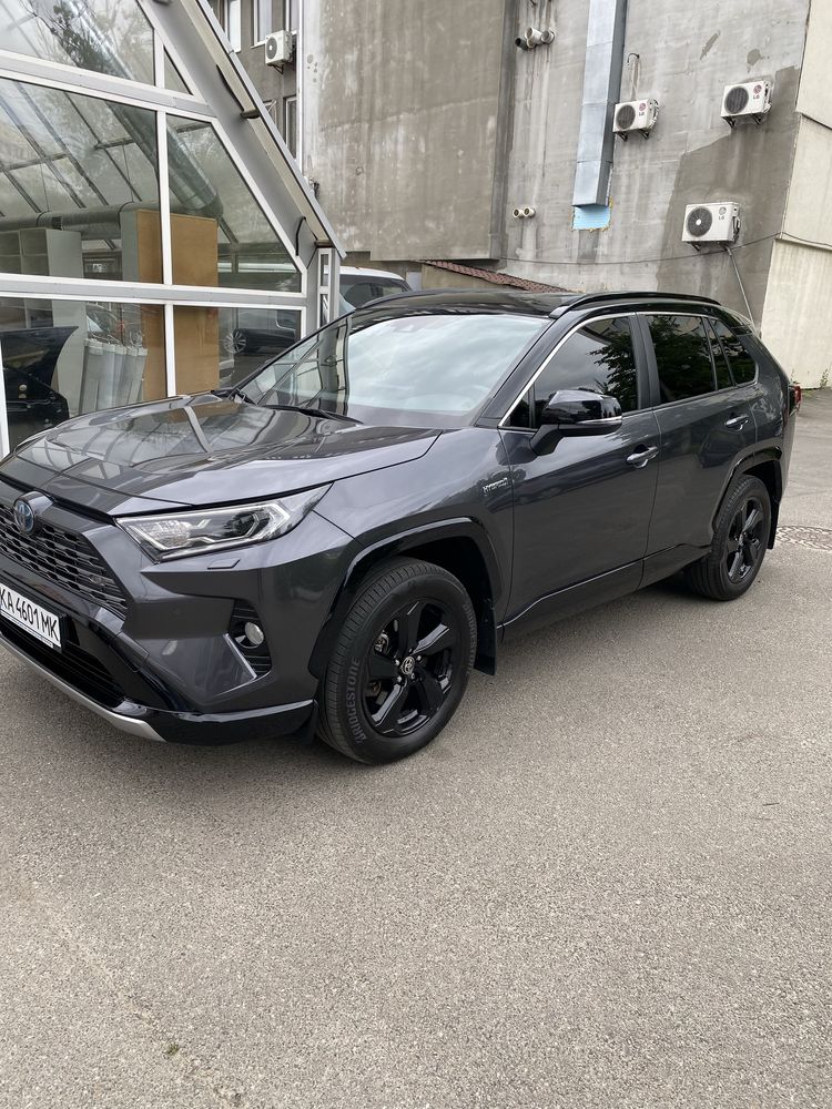 Toyota rav4 hybrid