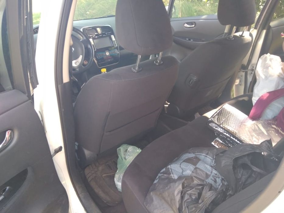 Nissan Liaf 2013 оренда