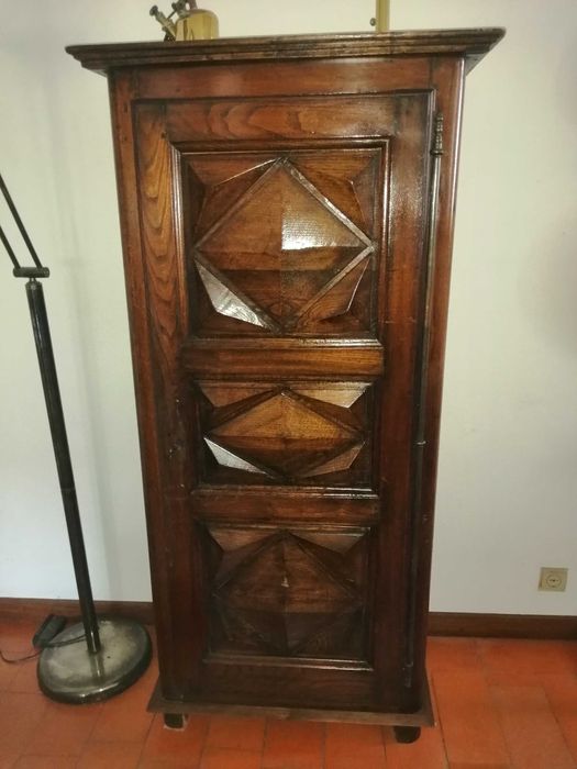 varios moveis antigos