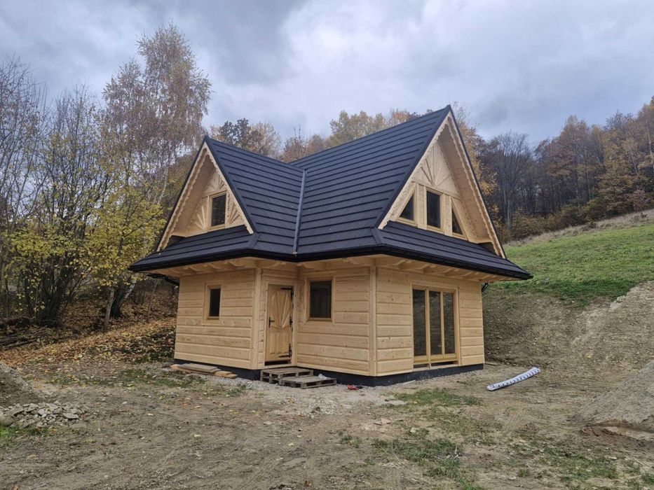 Domek całoroczny szkieletowy góralski z bali pół bali z płazów  Budowa