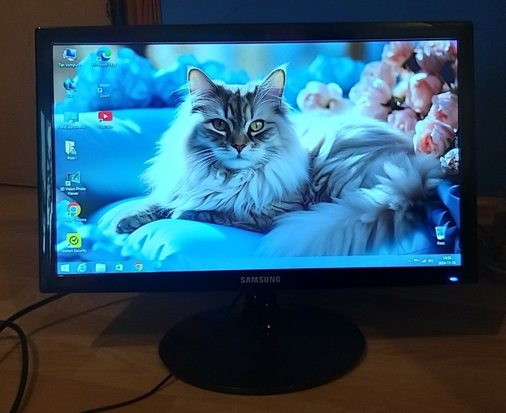 Komputer stacjonarny z monitorem !!!