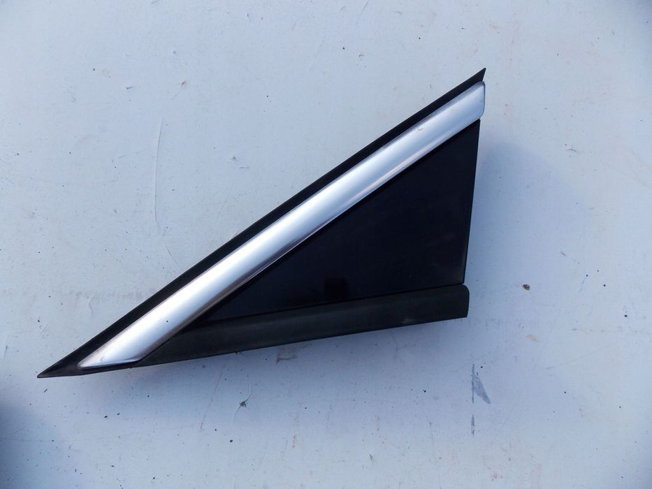 trójkąt błotnika prawy peugeot 3008 96842432xy