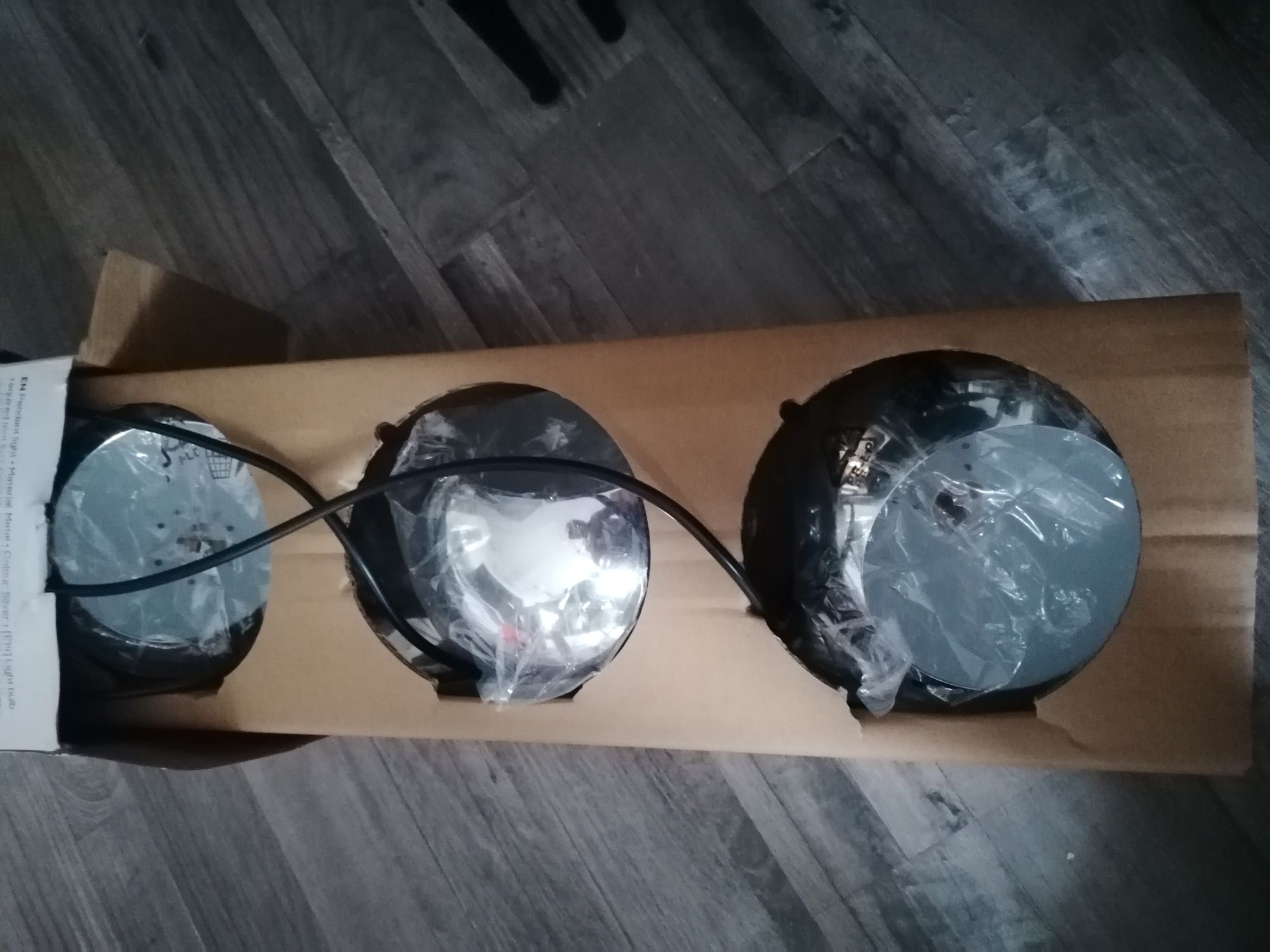 Lampa sufitowa nowa