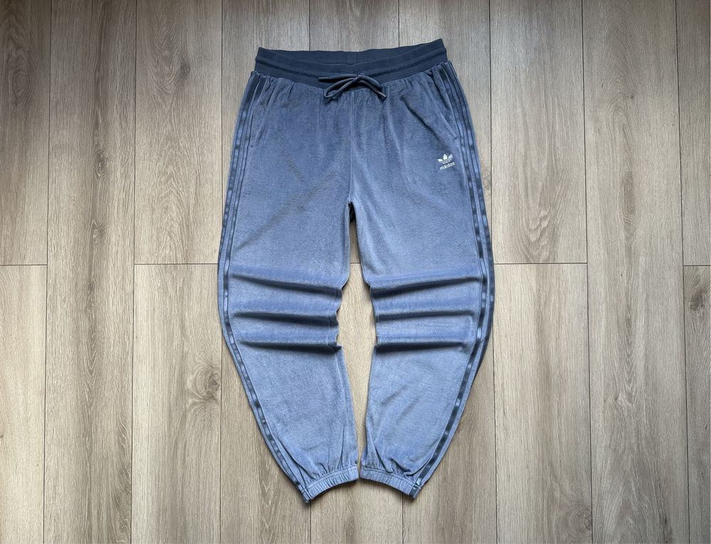 Велюрові спортивні штани adidas originals