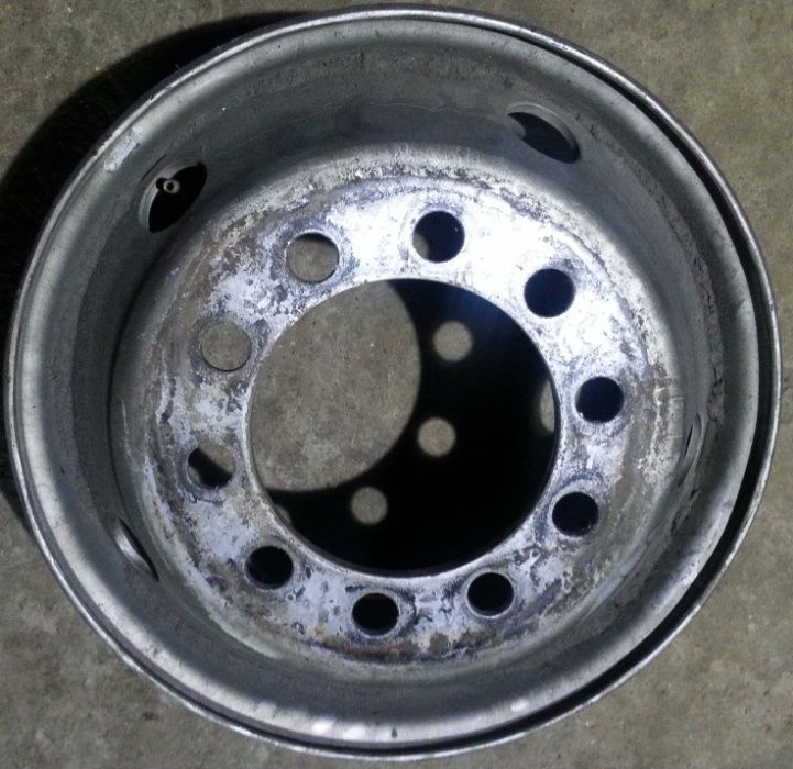 6,75x17,5 ET0, 10-otw. FELGI naczepa niskopodw. (J42)