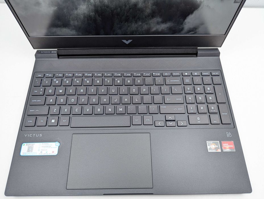 LAPTOP GAMINGOWY HP Victus 15 RX 6500M Ryzen 5 5600H komputer