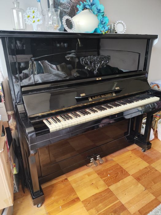 Pianino Albert Waldorff