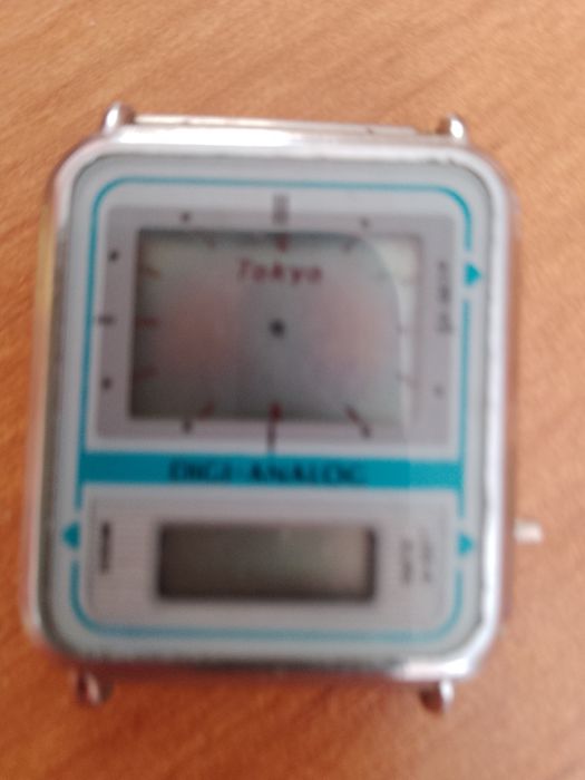Zegarek antyk elektroniczny PRL