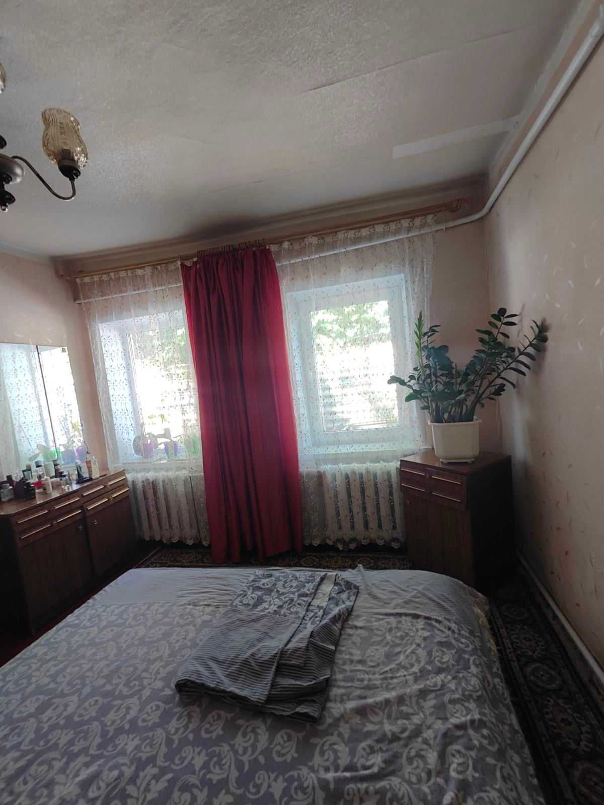 ПРОДАМ будинок по вул.Сивашській