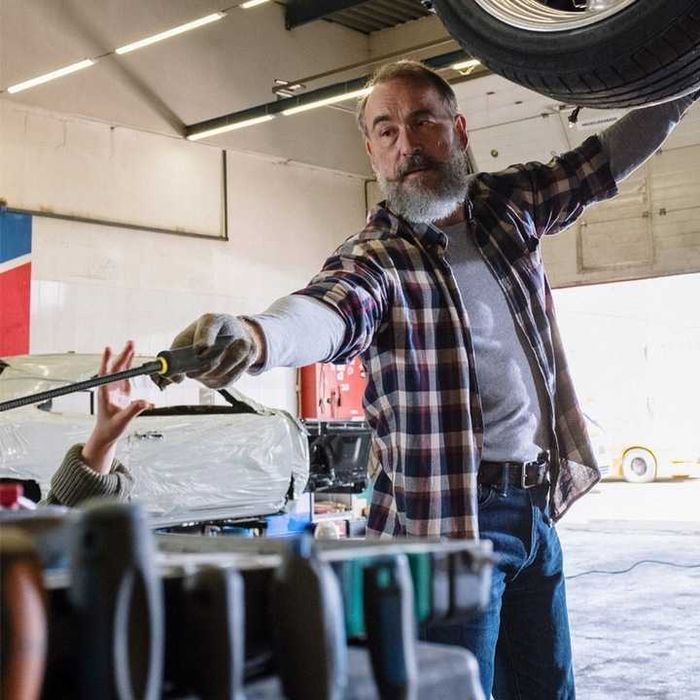 CHWYTAK Elastyczny MAGNETYCZNY z Latarką LED 57 CM Warsztatowy Magnes