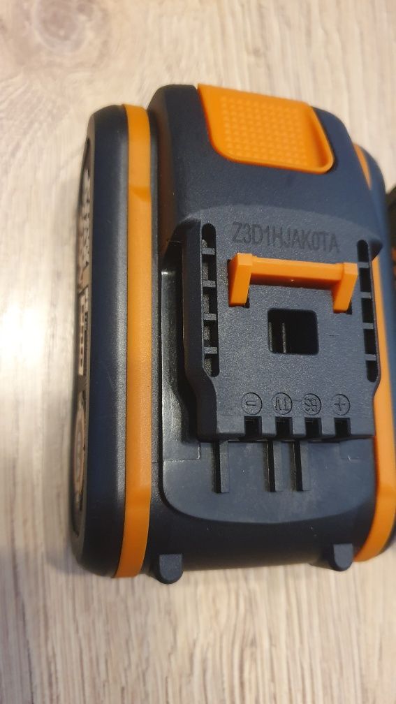 Zestaw WORX akumulator 2x 4,0 Ah + podwójna ładowarka Nie używane 2024