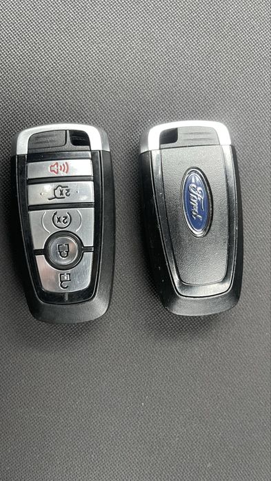 Ключ Ford Edge original