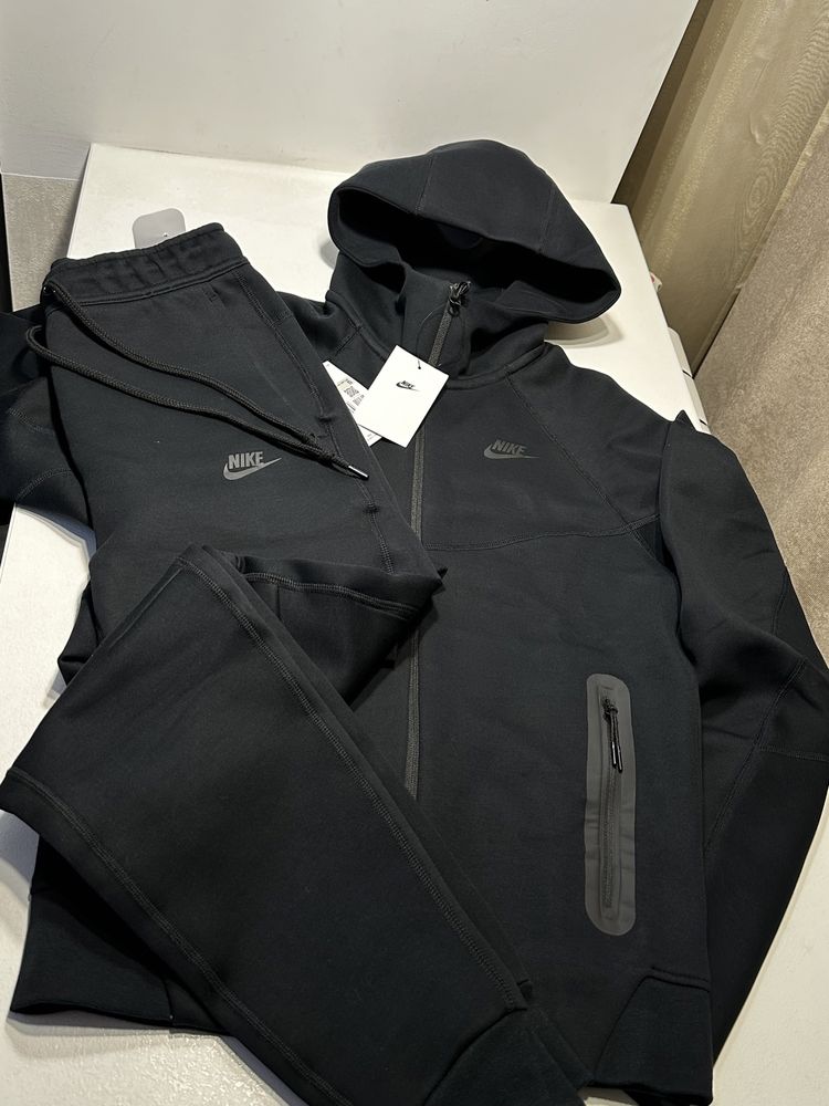 Костюм Nike Tech Fleece 2024