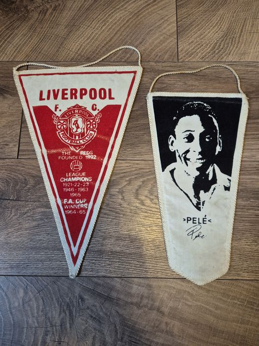 Dwa proporczyki vintage