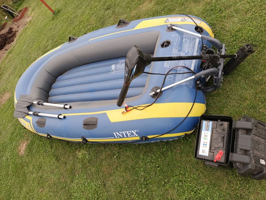 Ponton wędkarski intex 3 osobowy z silnikiem