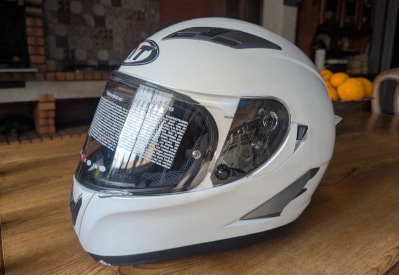 Capacete KYT Falcon 2 Plain