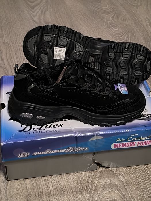 Жіночі шкіряні кросівки Skechers оригінал роз.40, довжина устілки 26.5