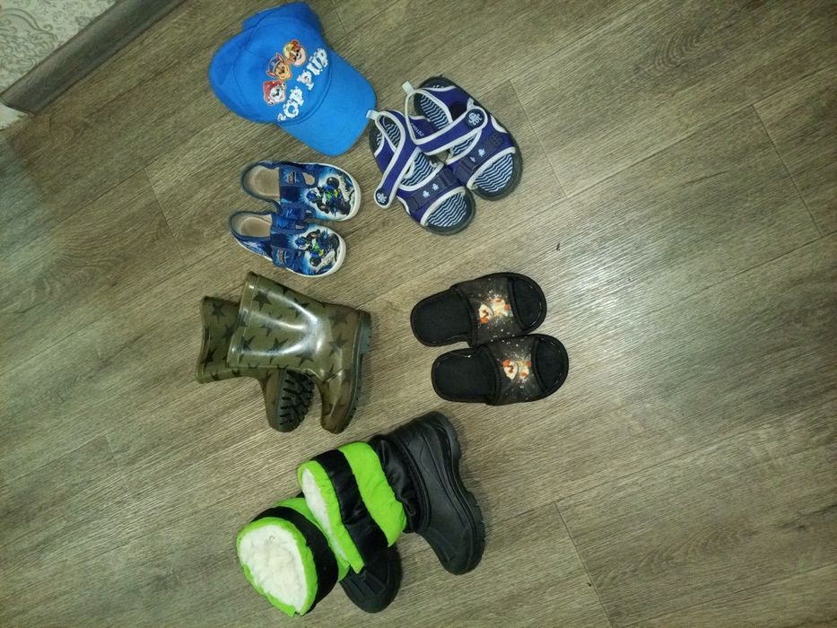 Великий пакет дитячого одягу за символічну ціну