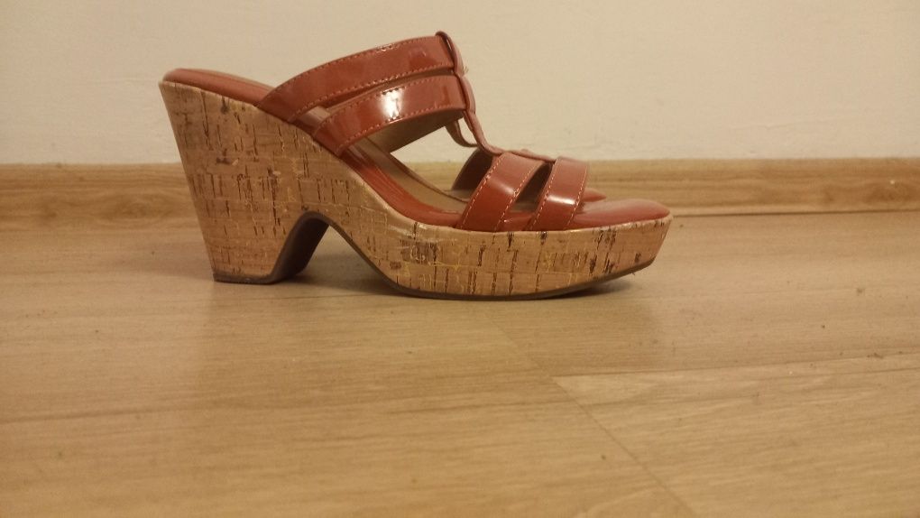 Buty na obcasiee