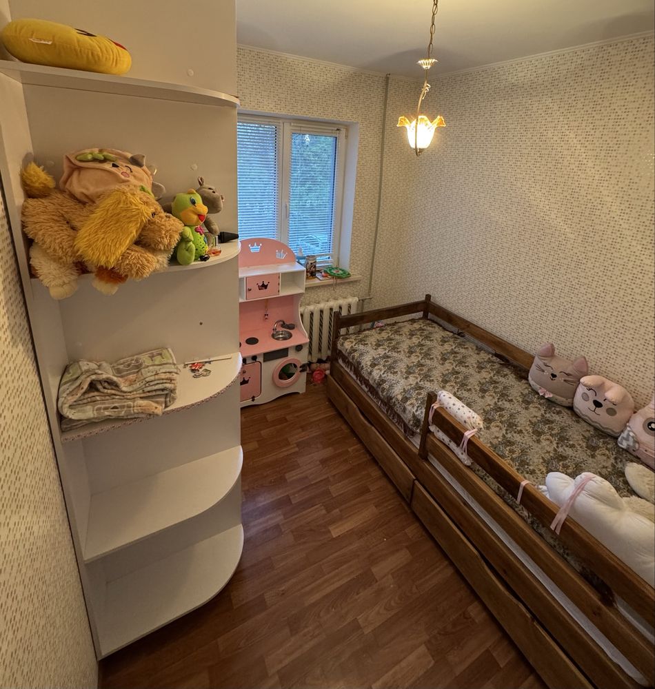 Продам 3 кімнатну квартиру в серці міста