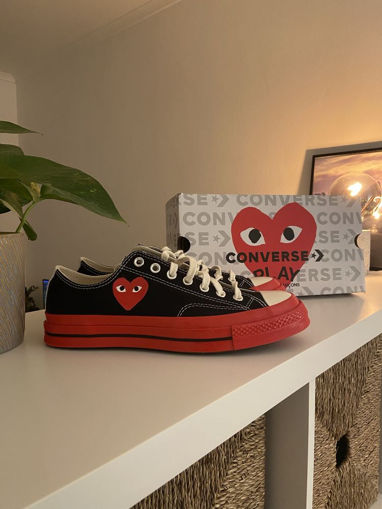 PLAY Comme des Garçons X Converse