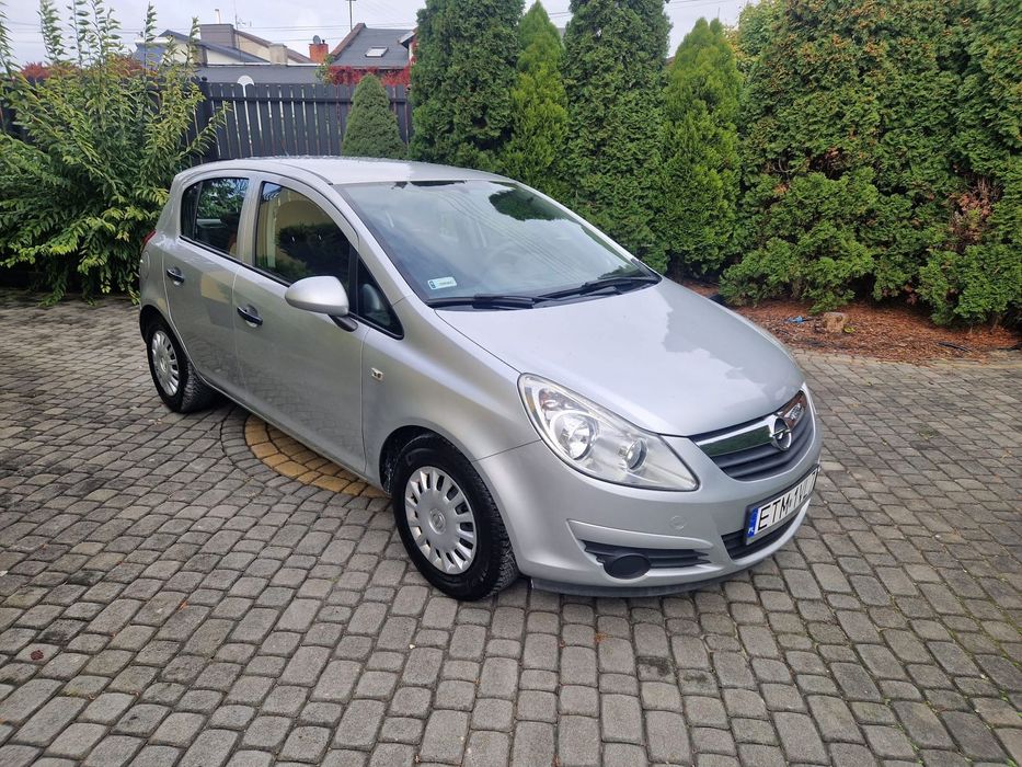 Opel Corsa Salon Polska elektryka klima serwis org małe kilometry !!!