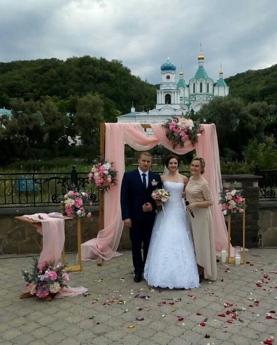 Ведущая свадеб,корпоративов,юбилеев,диджей,вокалистка