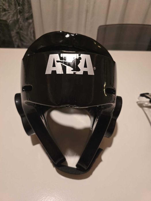 Capacete de proteção ATA Taekwondo