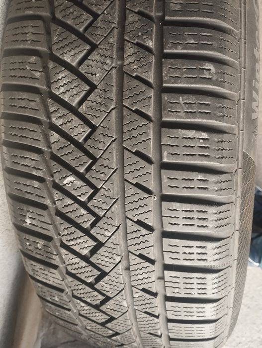 Felgi aluminiowe Aluett 19'' z oponami Continental 225/55 r19 zimowe