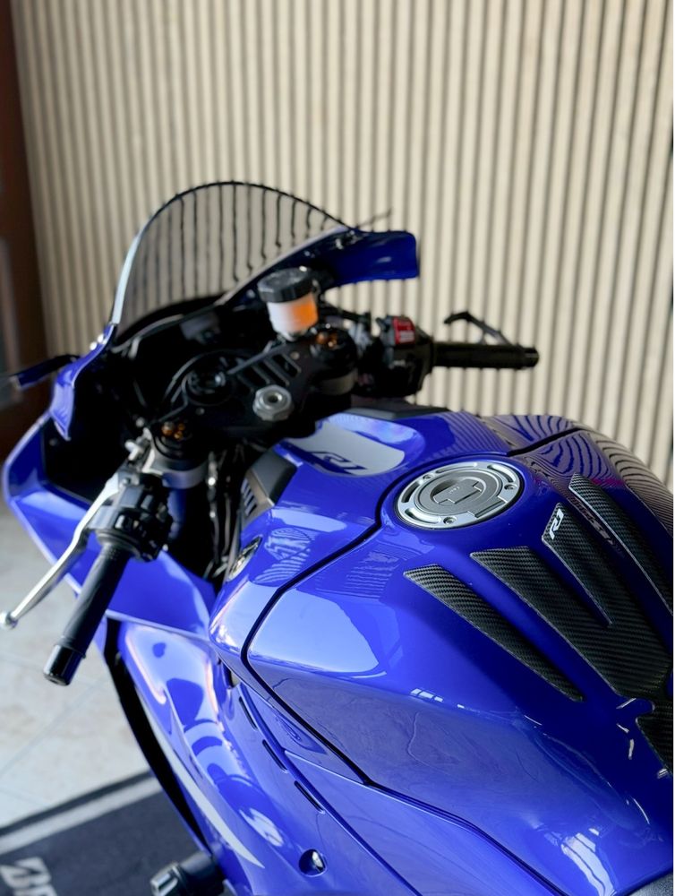 Yamaha R1 Akrapovic