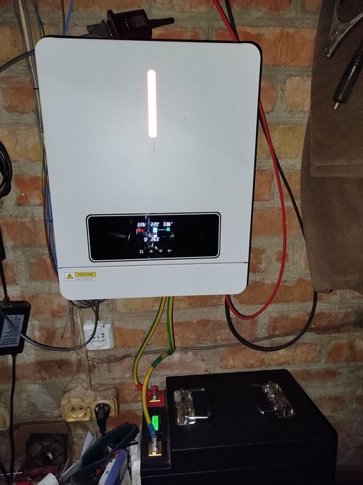 інвертор гібридний 24 в 4.2 кВт з wi-fi роутер