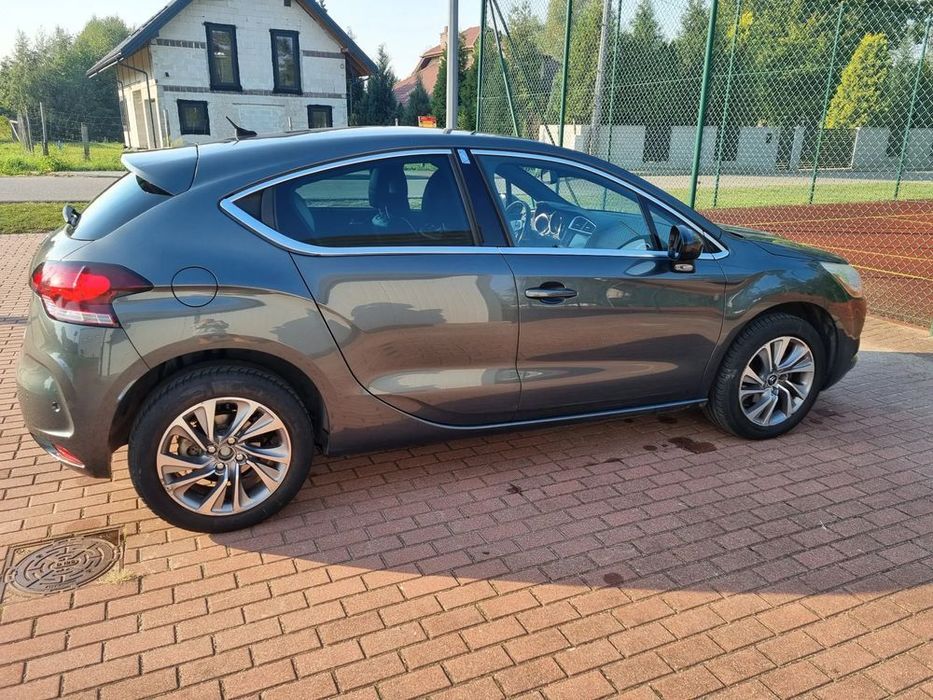 Citroën DS4 Citroën DS4 1.6 VTi SoChic | 2013 | Bezwypadkowy | Autohero | 150 tys.