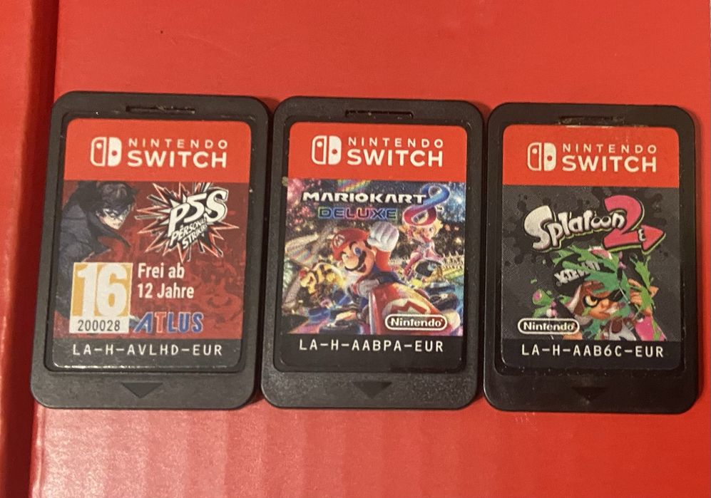 Zestaw Nintendo Switch, 3 gry + etui + karta micro sd 128gb