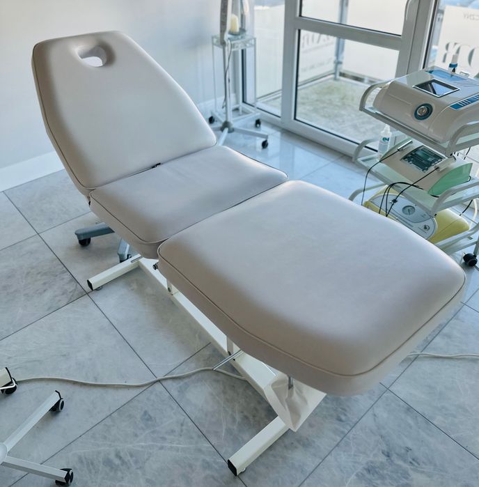 Sprzedam łóżko kosmetyczne