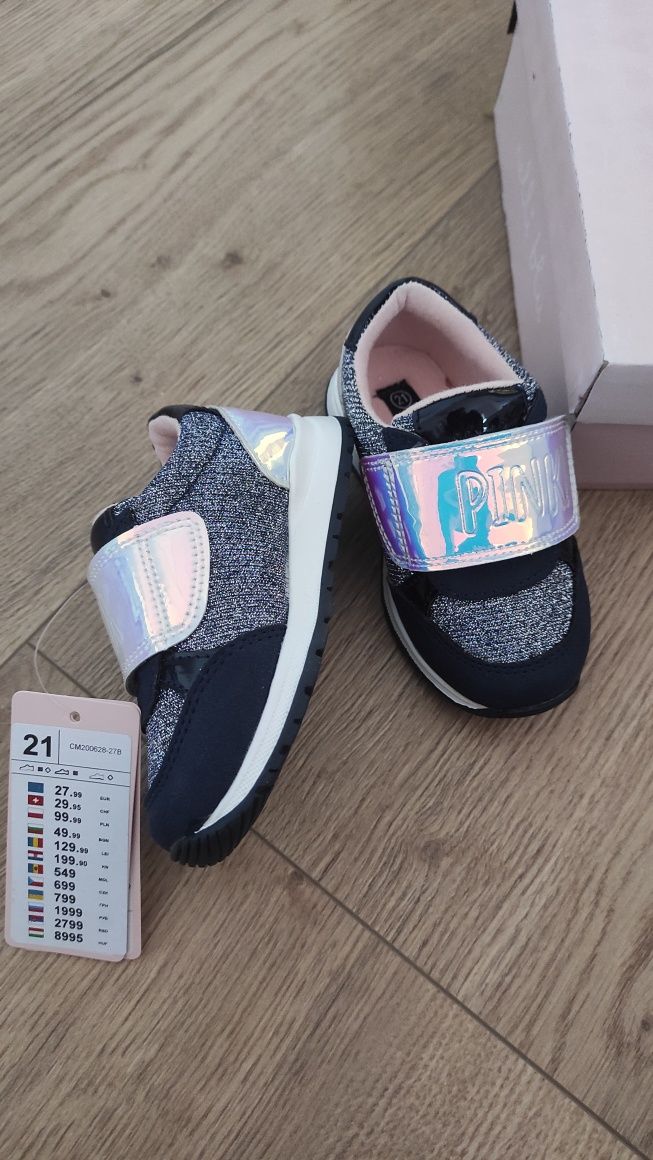 Buty / półbuty / adidasy / rzep / 21