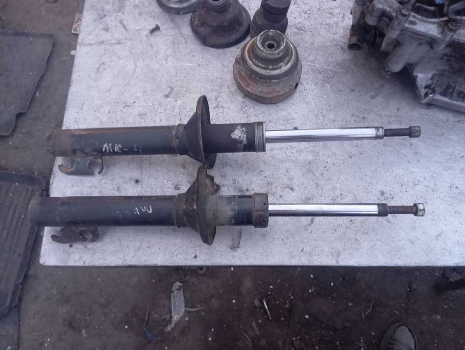 Приборка Форд ескорт, торпеда,пластик салону. Панель приладів ford