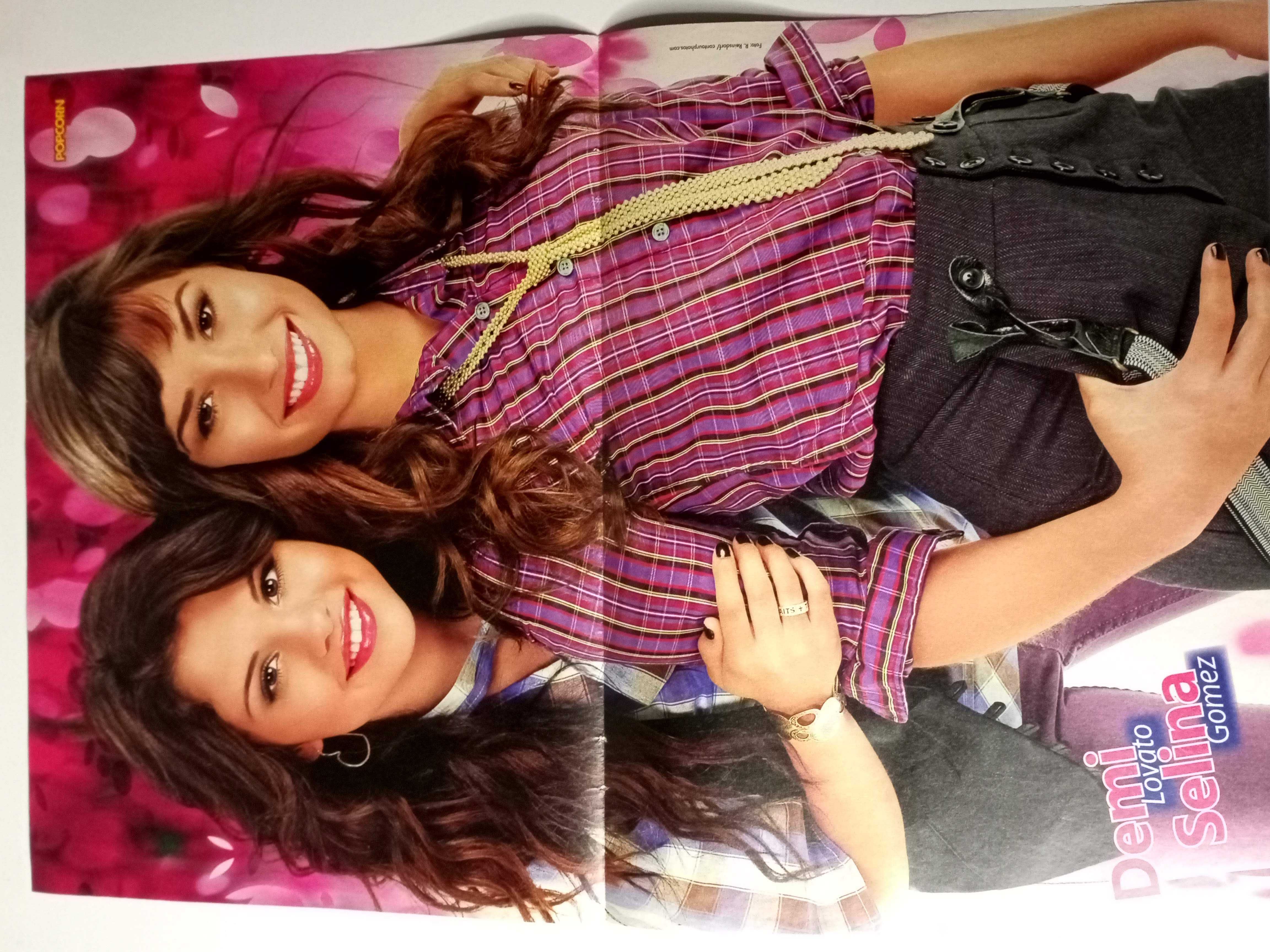 Posters Dois em Um