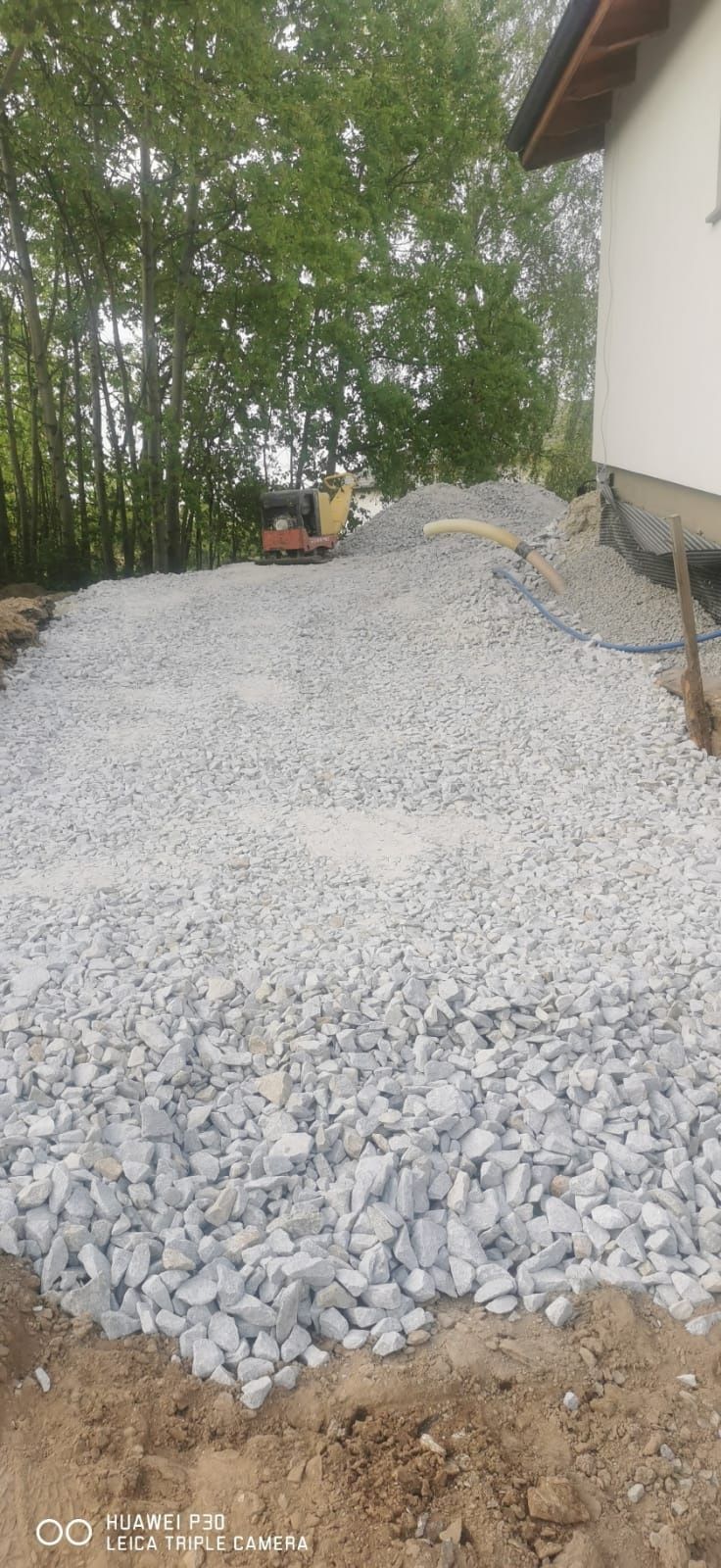 Piasek, grys, tłuczeń, mieszanki granitowe, transport do 20 t.