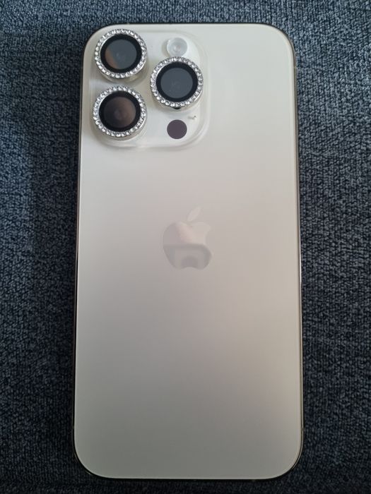 Iphone 14pro gold