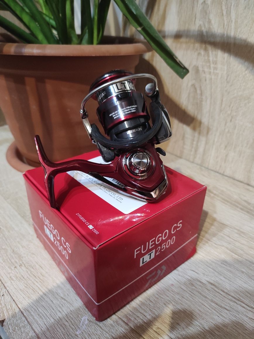 Оригінальна котушка Daiwa Fuego СS 2500 LT 21