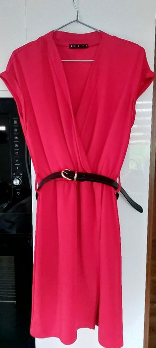 Sukienka czerwona z paskiem mohito 36 S