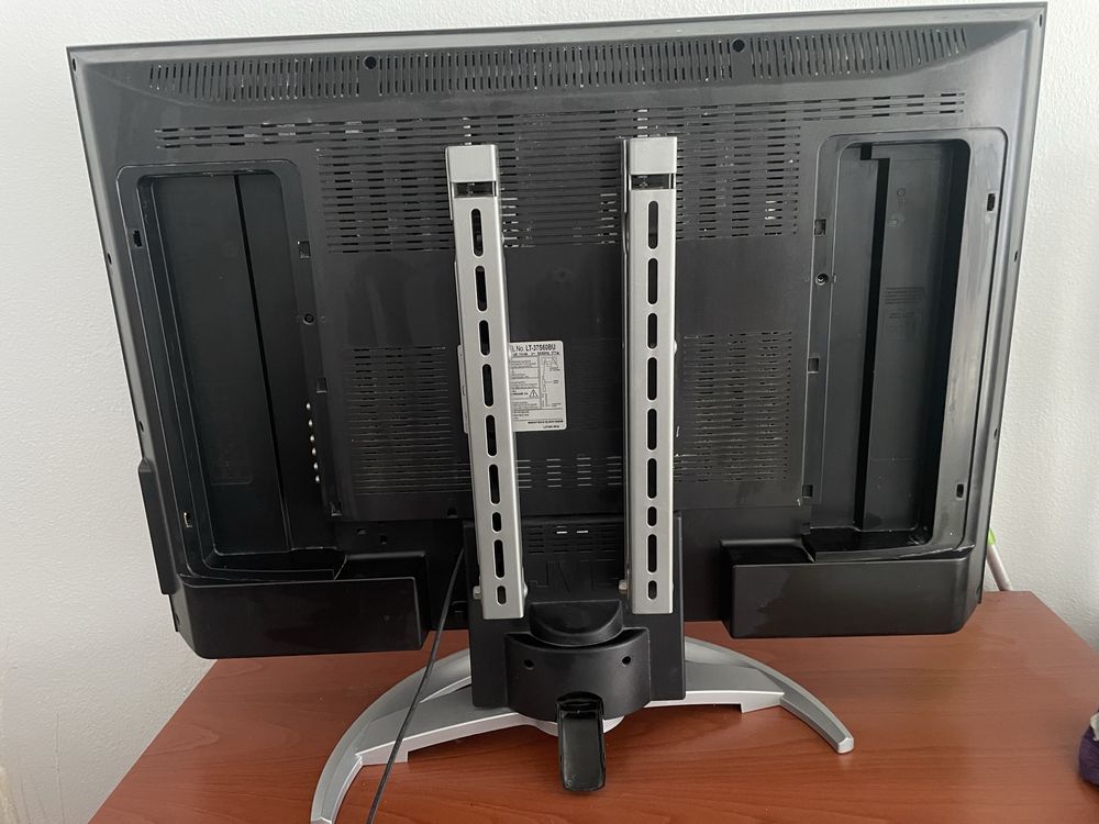 TV hdmi JVC usada