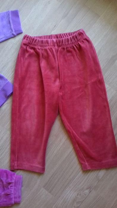 Bluza i 2 pary spodenek welurowych dla dziewczynki rozmiar 80