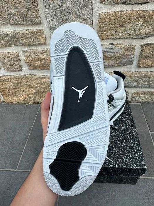 buty_Jordan_4_Retro_Black_Military_ Espadryle/ Rozmiar 40