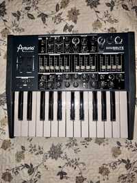 syntezator analogowy Arturia Minibrute