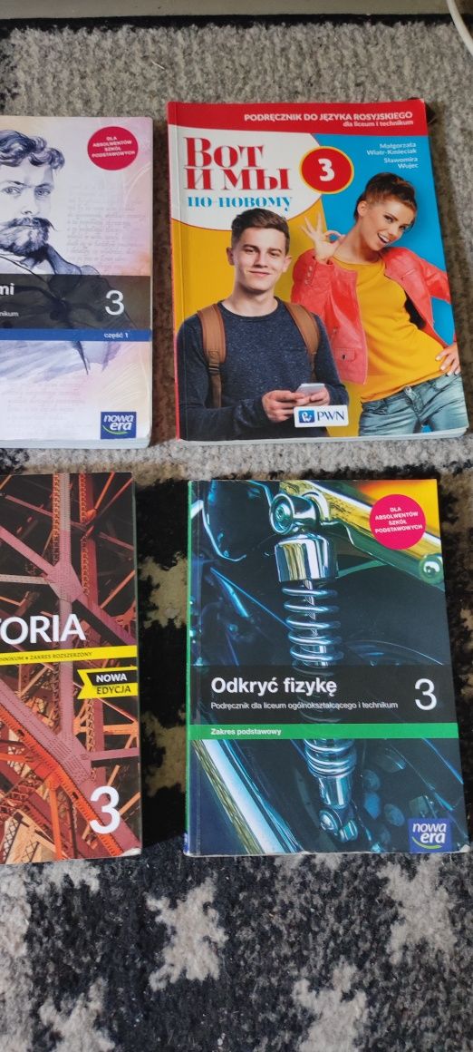 Sprzedam podręczniki do klasy 3 LO i technikum