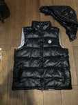 Жилетка Moncler в ідеальному стані