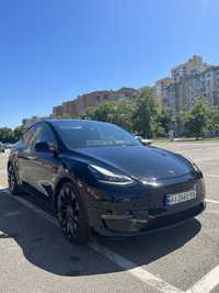 Продам Tesla model Y performance 2022