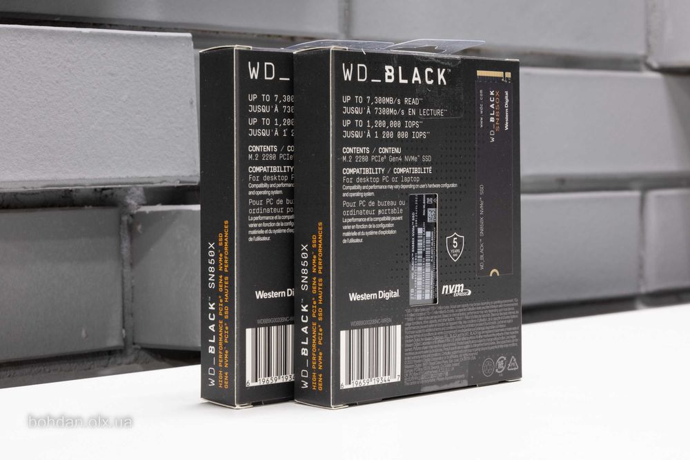 WD Black SN850X 2TB NVMe SSD (WDS200T2X0E)